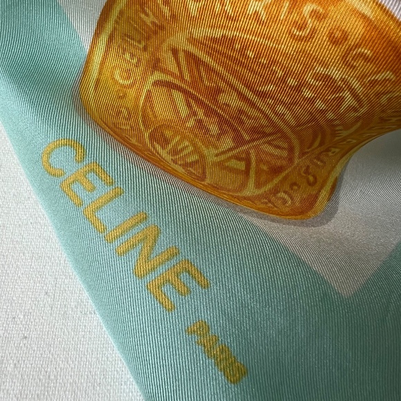 SOLD! CELINE Silk Bandana Scarf β Gold Medallion Chain Print 26β Square β Italy - Picture 10 of 13